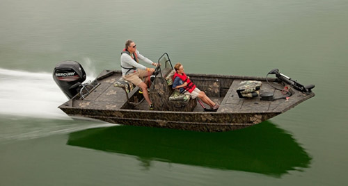 Lowe_Boats_Roughneck_1860_Center_Console_Fishing_9 Lowe_Boats_Roughneck_1860_Center_Console_Fishing_9