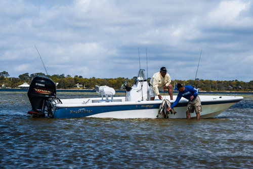 Nautic Star Boats 214XTS Shallow Bay Fish Stringer Fishing Pic Nautic Star Boats 214XTS Shallow Bay Fish Stringer Fishing Pic