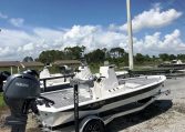 Avid Boats 21 FSX Center Console Aluminum Bay Boat with Yamaha 150 HP Outboard AV21 2566 2