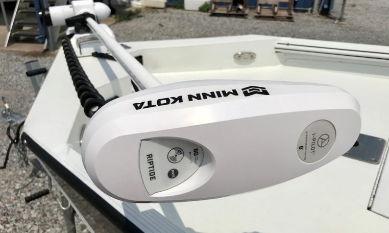 Excel Bay Pro 220 Aluminum Bay Boat MinnKota Ipilot 80