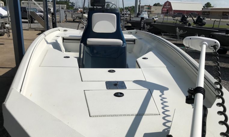 Excel Bay Pro Aluminum Bay Boat Large Front Fishing Deck EX20 1184