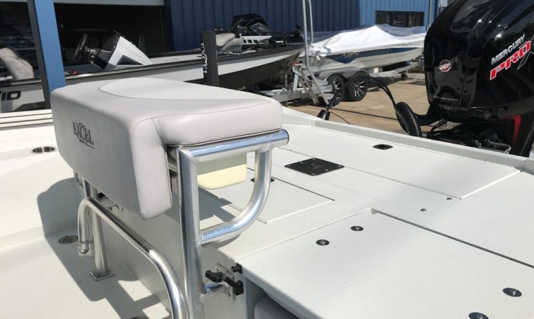 Excel Bay Pro Aluminum Bay Boat with Aluminum Leaning Post and built in storage EX20 1184